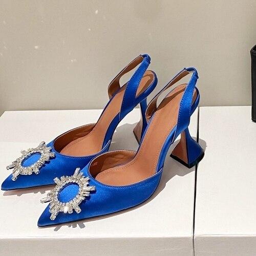 Europeiske og amerikanske sommer nye spisse høyhælte damesko solsikkeborespenne lukket tå vinkopphæl sandaler