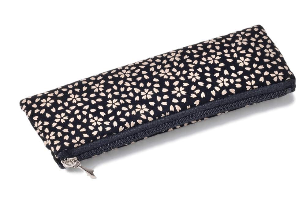 

Inden-style (pen case-style) prayer bead pouch with a Japanese pattern, made in Japan, zippered, ideal for storing prayer beads and Buddhist altar