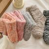 Flauschige Socken für Damen Gemütliche Dicke Flauschige Kniestrümpfe Winter Fleecegefütterte Stiefelsocken Thermische Retro Mid-Calf Warme Socken