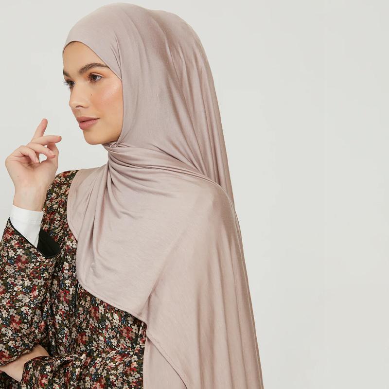 Hochwertiger Jersey-Hijab Schlichtes Muslimisches Kopftuch Einfarbige Mit Guter Naht Dehnbar Weich Turban Kopfwickel Schal