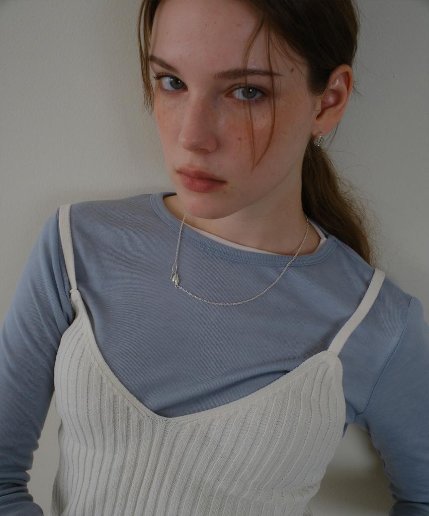 Reve Eggs Hoop Necklace