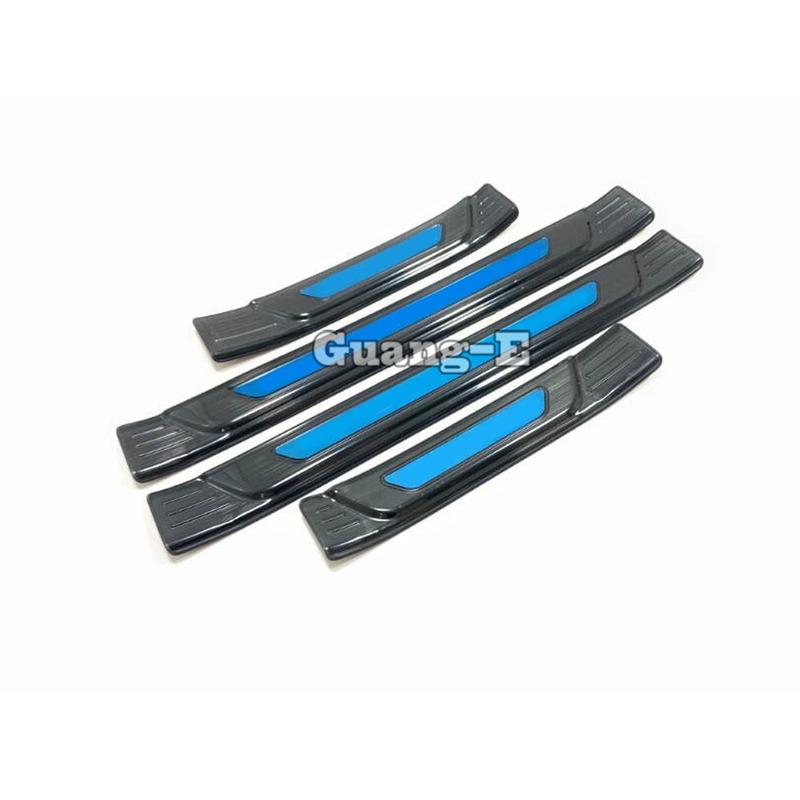 For Hyundai Sonata DN8 10Th     Car Stainless Steel Door Sill Scuff Plate Cover Trim Outside External Threshold