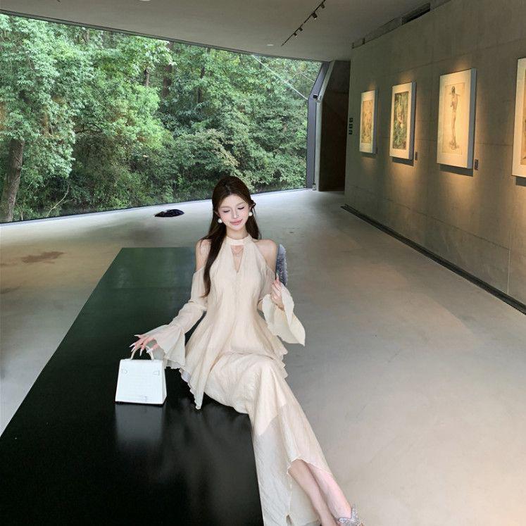 Elegant Chinese Style Set: Off-Shoulder Irregular Shirt and Ruffled Gauze Skirt for Mature Women