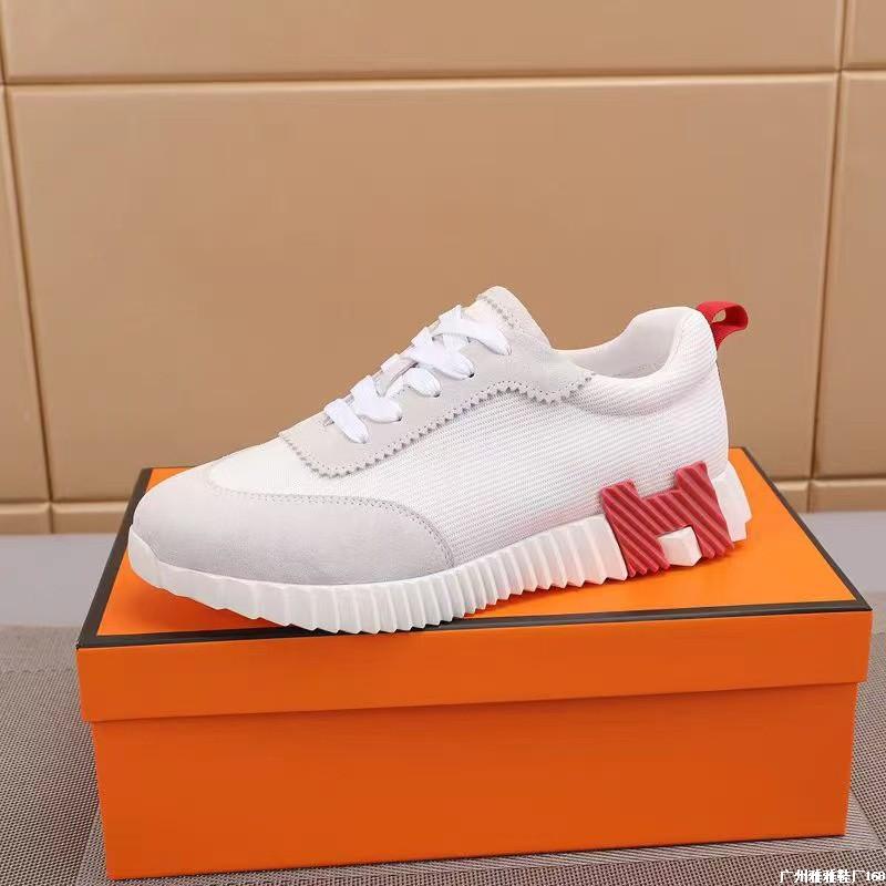 New H Cowhide Sports Breathable Trend Female Internet Celebrities with the Same Lightweight Male Couple Fashion White Shoes