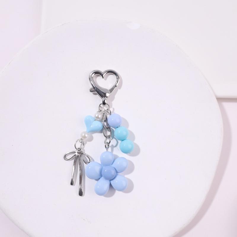 Creativity Beaded Design Keychain Colorful Small Flower Pendant Bag Charm Backpack Hanging Cute Accessories Gift