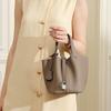 Sac pour femme en cuir véritable Sac panier de légumes Sac à main à la mode, Sac seau motif litchi Sac pour femme