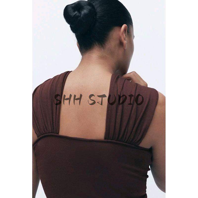 Spring New Women's Clothing French Style All-Matching Gold Inlaid Wide Shoulder Strap Hanging Collar Knitting Tops 4938116