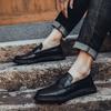 Fashion Casual Slip on Formal Dress Loafers Breathable Soft Flats Handmade Male Non Slip Driving Flats Luxury Brand Men Leather Shoes