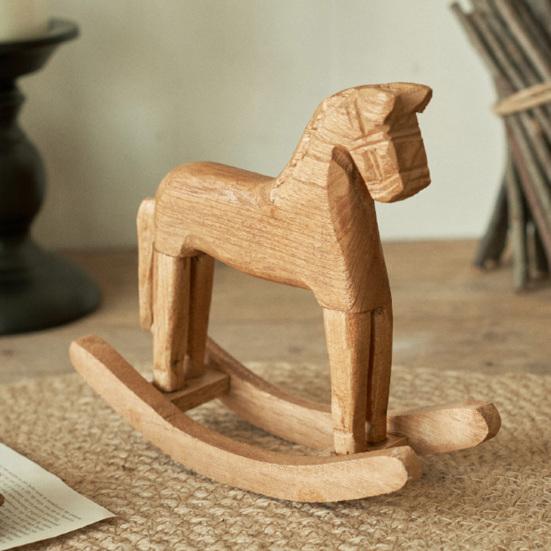 Tre Gyngestol Figur Vintage Liten Hest Skulptur Skrivebordsornament for Bryllup Babyselskap Fester Hjemmedekor
