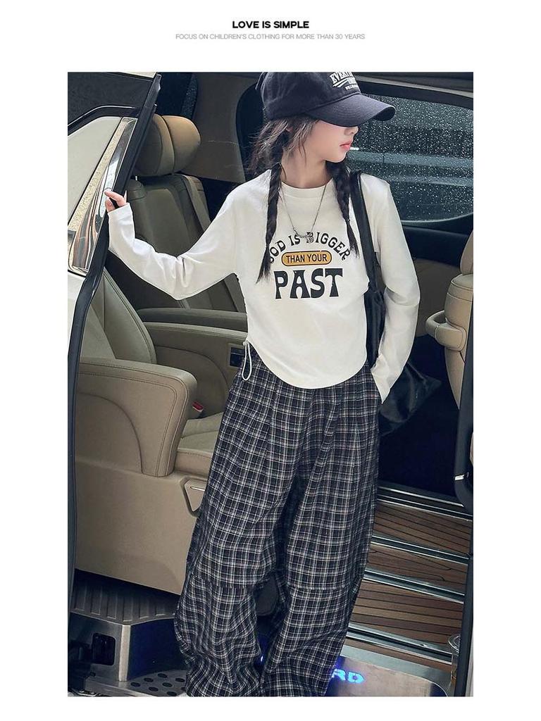 Sportliches zweiteiliges Mädchenset Herbst 2025: Buchstaben Kordelzug T-Shirt & Karierte Hose (Größe 7)