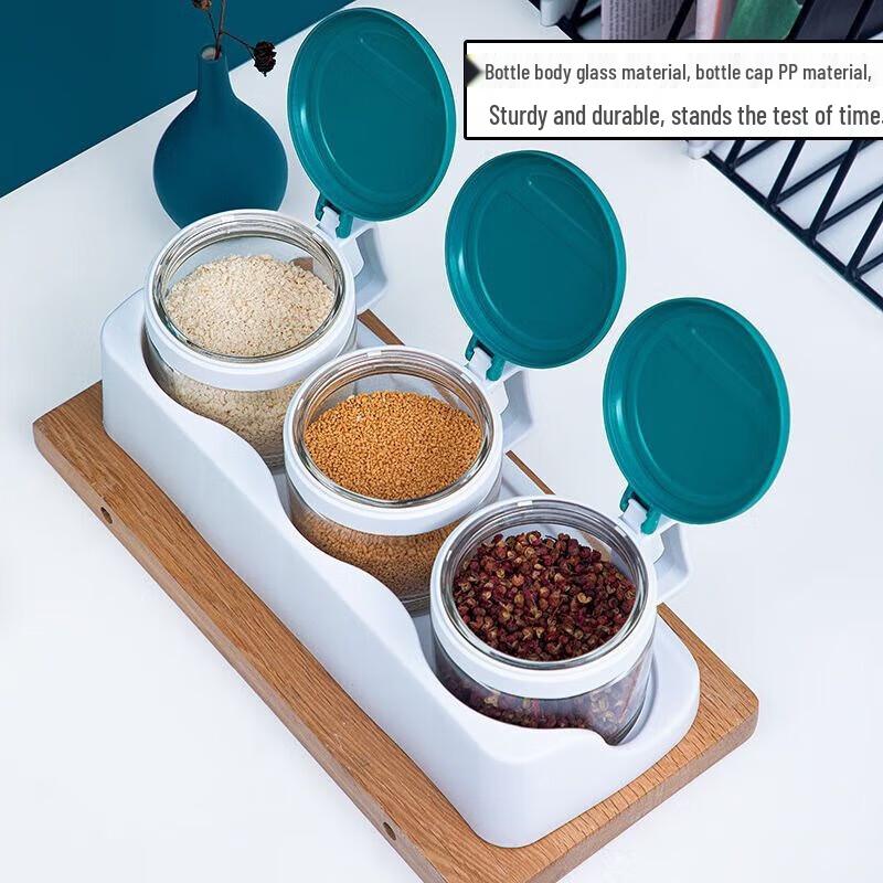 Kamelia Fyra Delars Rund Kryddflaska i Glas