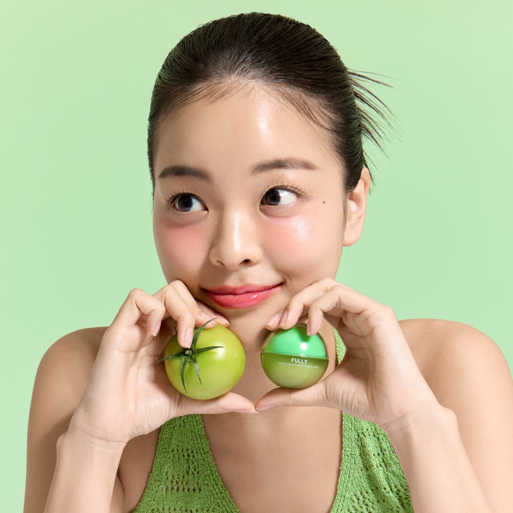Fully Green Tomato Smoothie Lip Scrub 12g – Gentle Exfoliating Care for Smooth & Soft Lips
