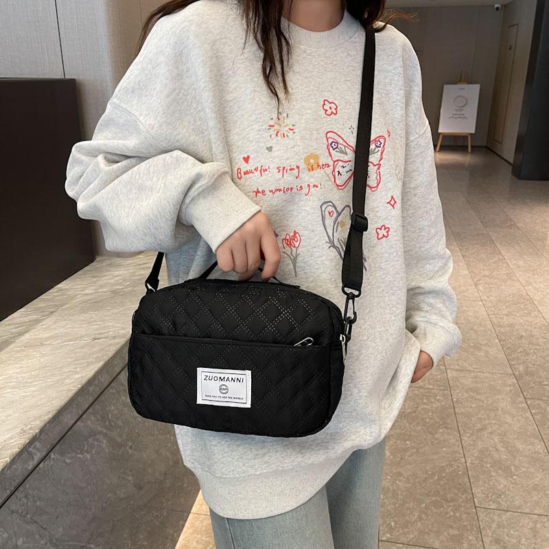 Lässige Umhängetasche für Damen, kleine Umhängetasche, Handtasche, Schultertasche, modische, leichte Unterarmtasche für Damen