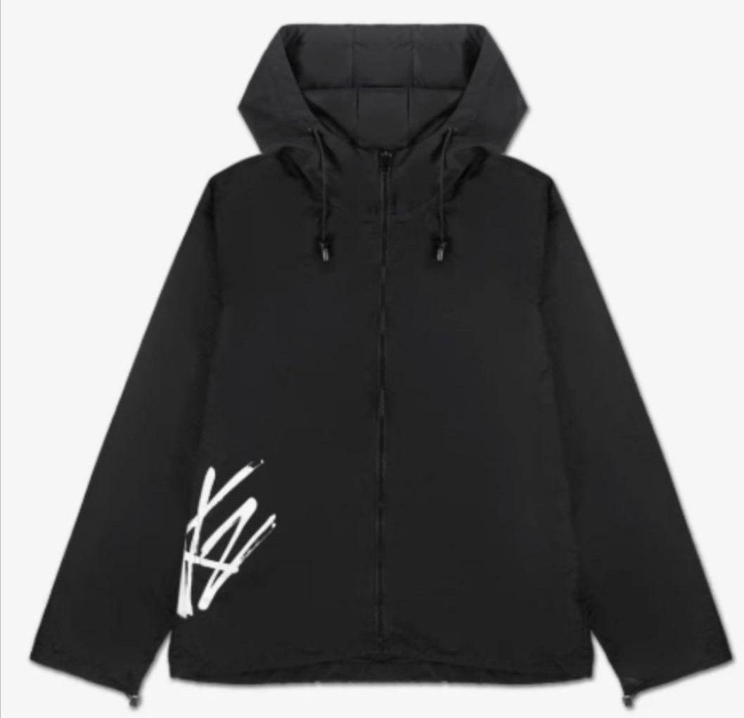 

[Б/У] Ветровка straykids, Размер L