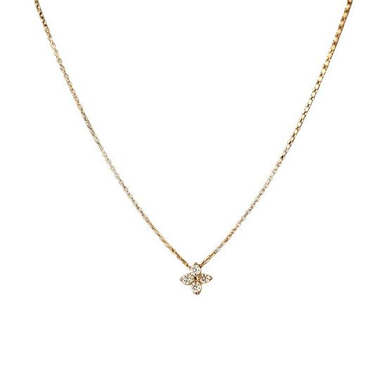 Four-Leaf Clover Necklace for Women with Diamond-Inlaid Pendant - Shiny INS Style Collarbone Chain.