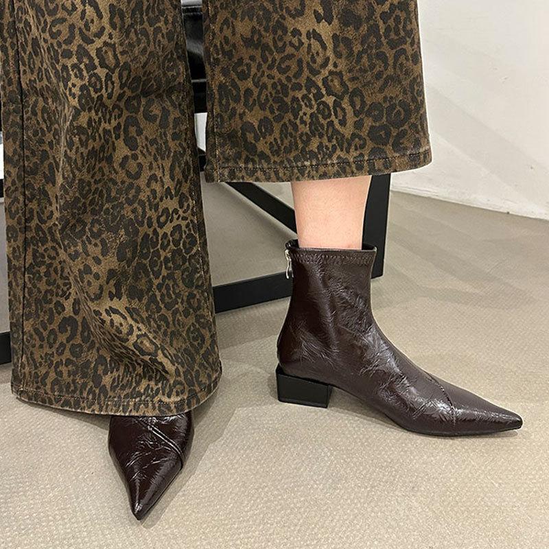 Ghete scurte cu vârf ascuțit pentru femei 2025 toamnă și iarnă ghete noi cu toc gros ghete scurte de nișă pentru femei ghete subțiri cu toc înalt ghete Martin