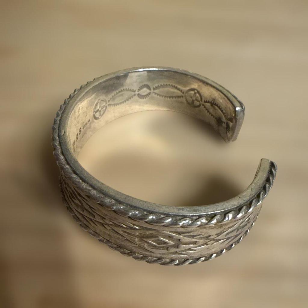 Used Vintage Indian Jewelry Bangle Silver
