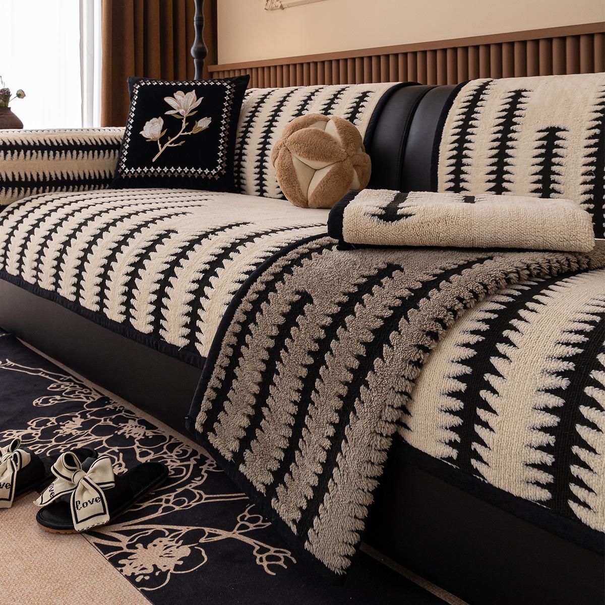 

Autumn And Winter Plush Sofa Cushion New Light Luxury High-End Non-Slip Seat Cushion Popular Sofa Cover Cover Cloth Towel 70*70cm