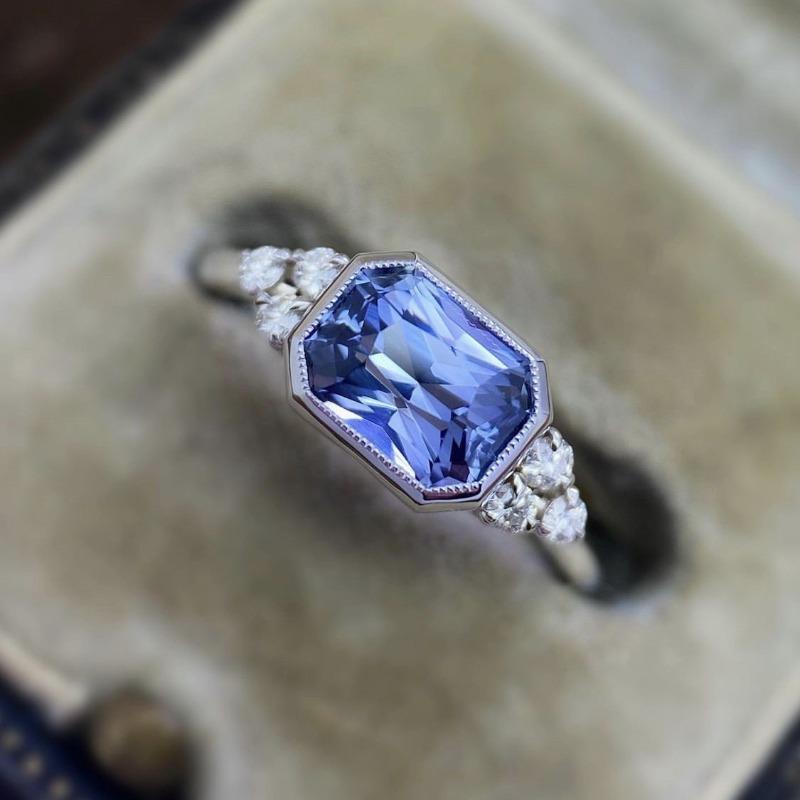 

1Pc Fashionable Multi-functional Ring with Square Blue Synthetic Zircon. 10 серебряный