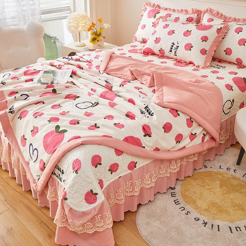Cartoon Peach Comforter Queen Size, Love Heart Pink Peach Print Quilt Ultra Soft, Ultra Comforter 1 Piece Bedding For Room Decor