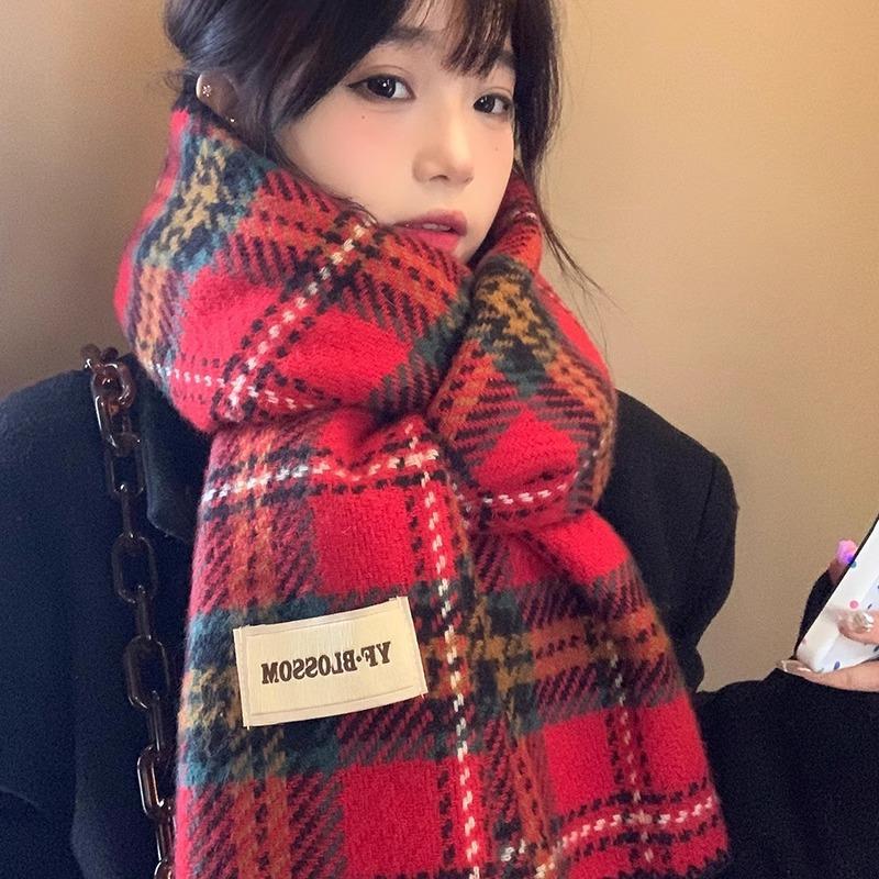 New New Year's red plaid imitation cashmere hemming scarf for women, warm in winter, high-end shawl, thick scarf for students