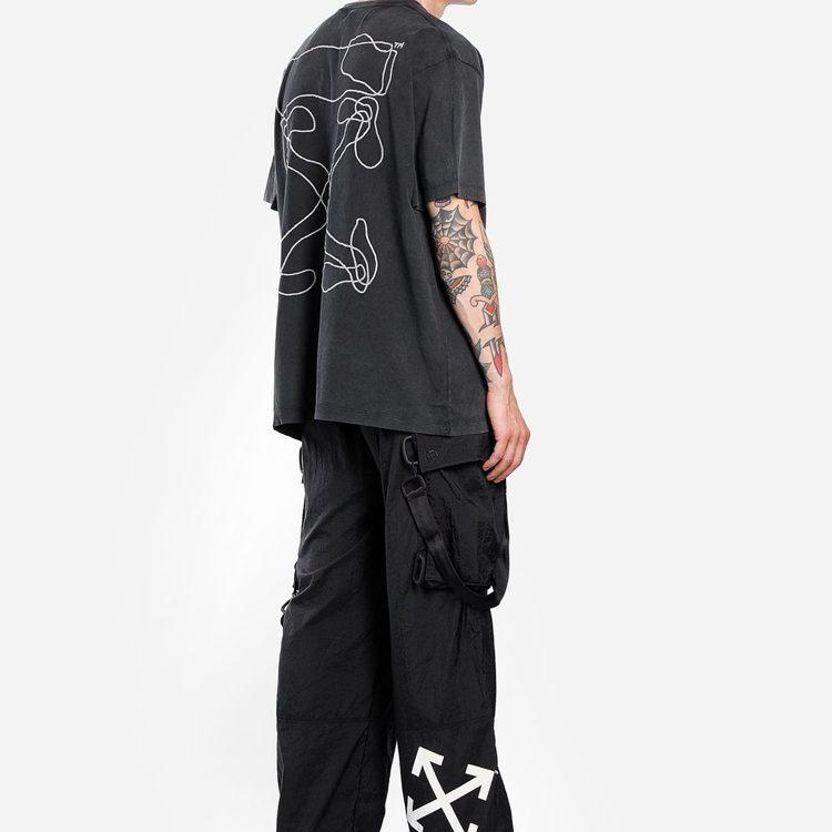 OFF WHITE Übergroßes T-Shirt mit abstrakten Pfeil-Stickerei OMAA038F191850111001