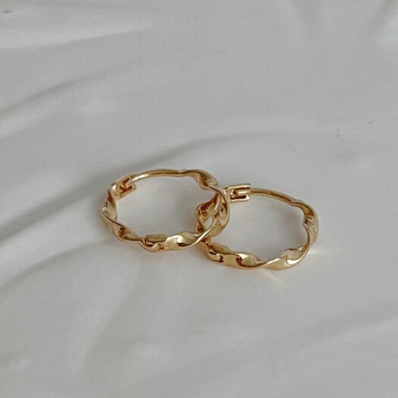 BettyU 14k gold wave one-touch earrings