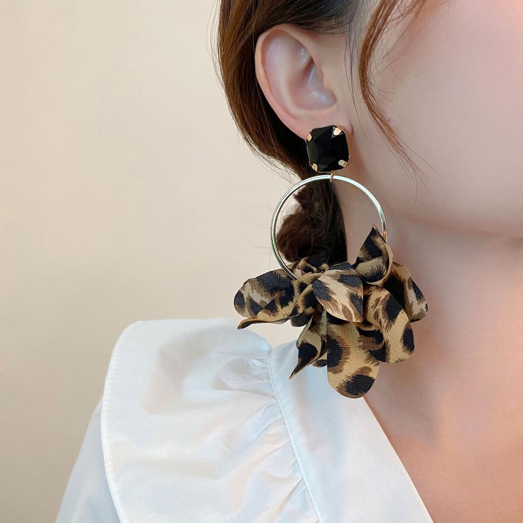 Exaggerated Leopard Print Fabric Large Circle Earrings Square Imitation Gemstone Inlaid Earrings