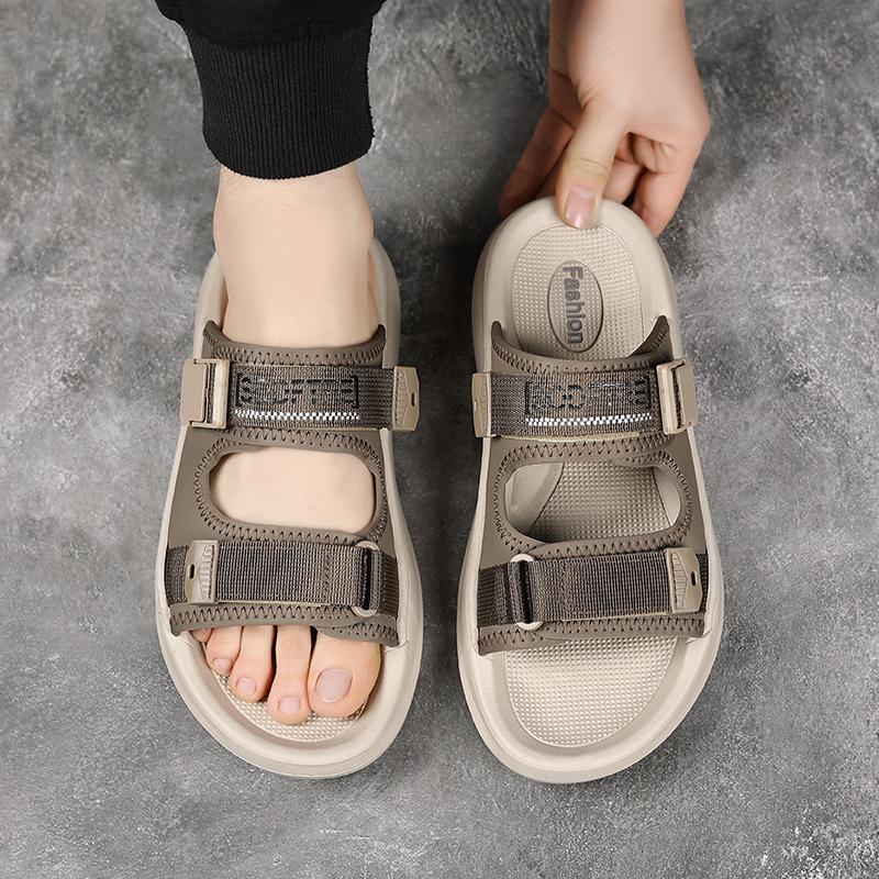 Fashion Beach casual men's slippers Comfortable and fashion design Outdoor street Walking Daily Breathability youth shoes Trendy New