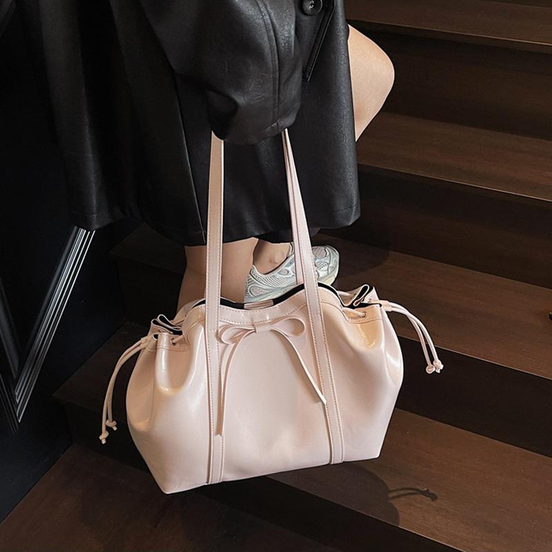 Large Capacity Women Shoulder Bag Fashion Versatile PU Leather Folded Drawstring Underarm Bag Texture Office Commuter Tote Bag CLE
