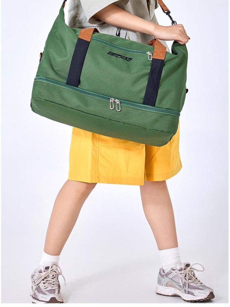 Lekka torba sportowa i podróżna w stylu koreańskim z separacją na mokre/suche