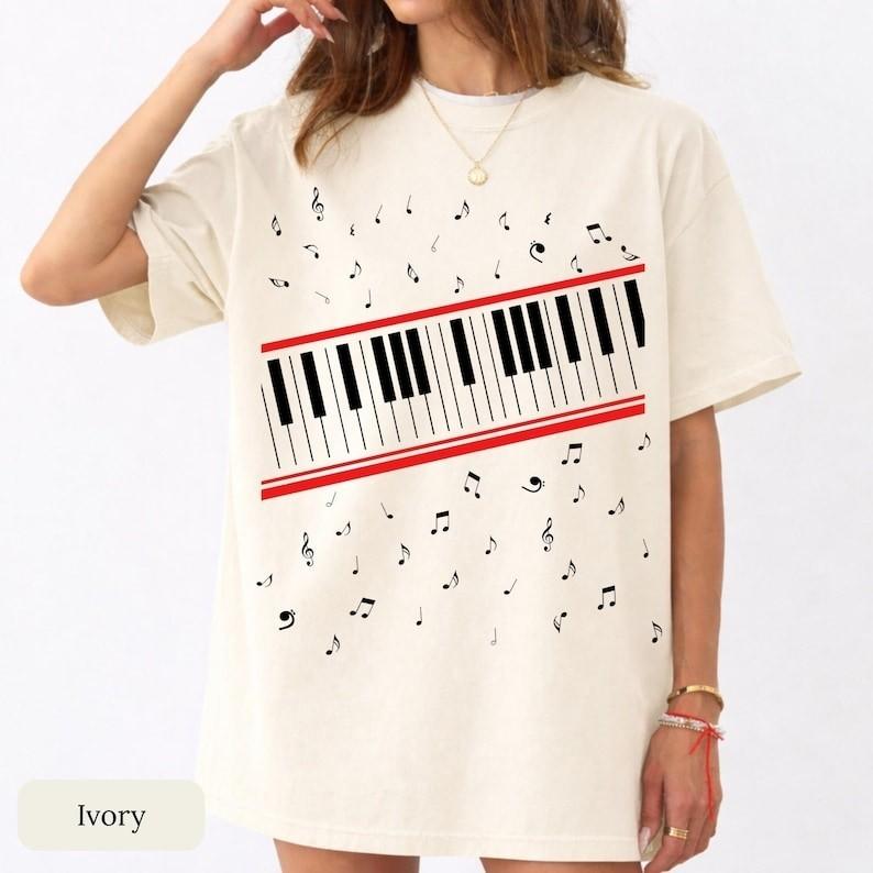 Piano Keys Music Notes Minimal Aesthetic Music Lover T-shirt