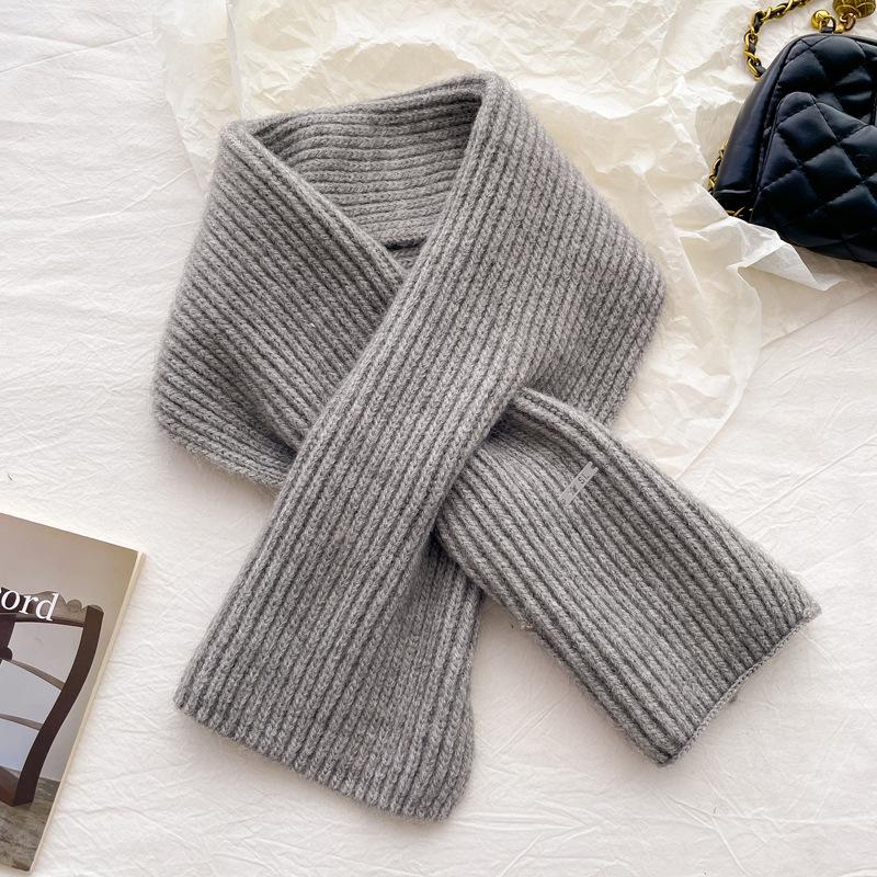 Simple knitted small scarf containing wool, women's autumn and winter age reduction versatile solid color warm cross wool scarf