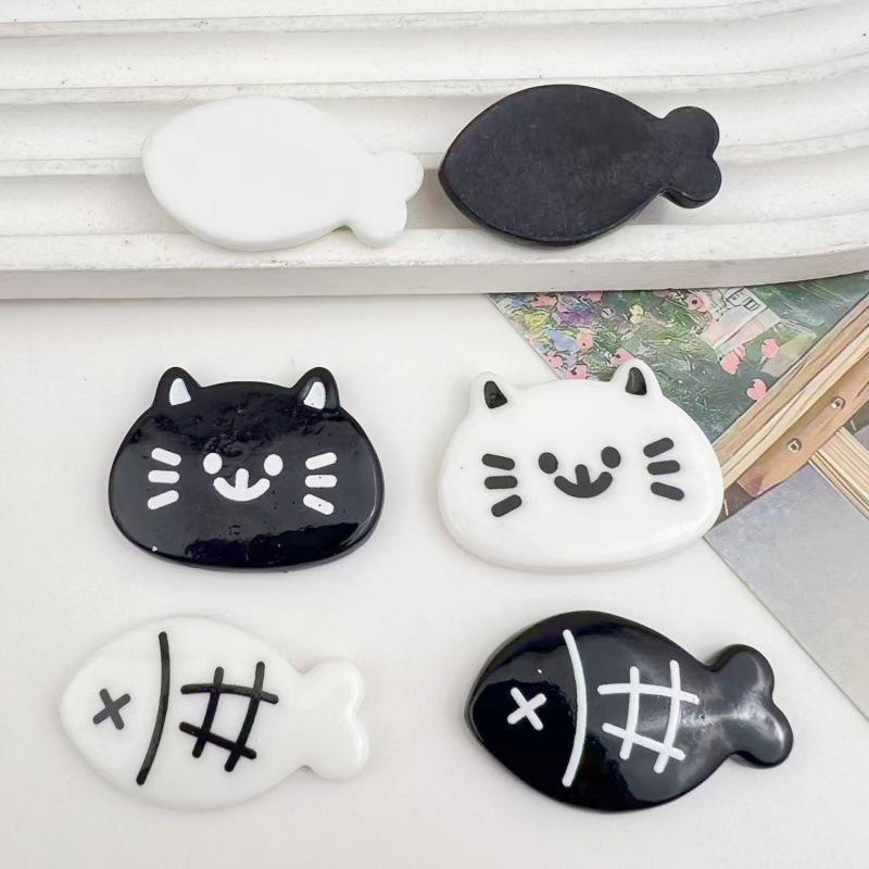 Handmade Black & White Cartoon Kitten Resin Accessories: Hair Clips, Phone Cases, Keychains, Pendants, Ornaments.
