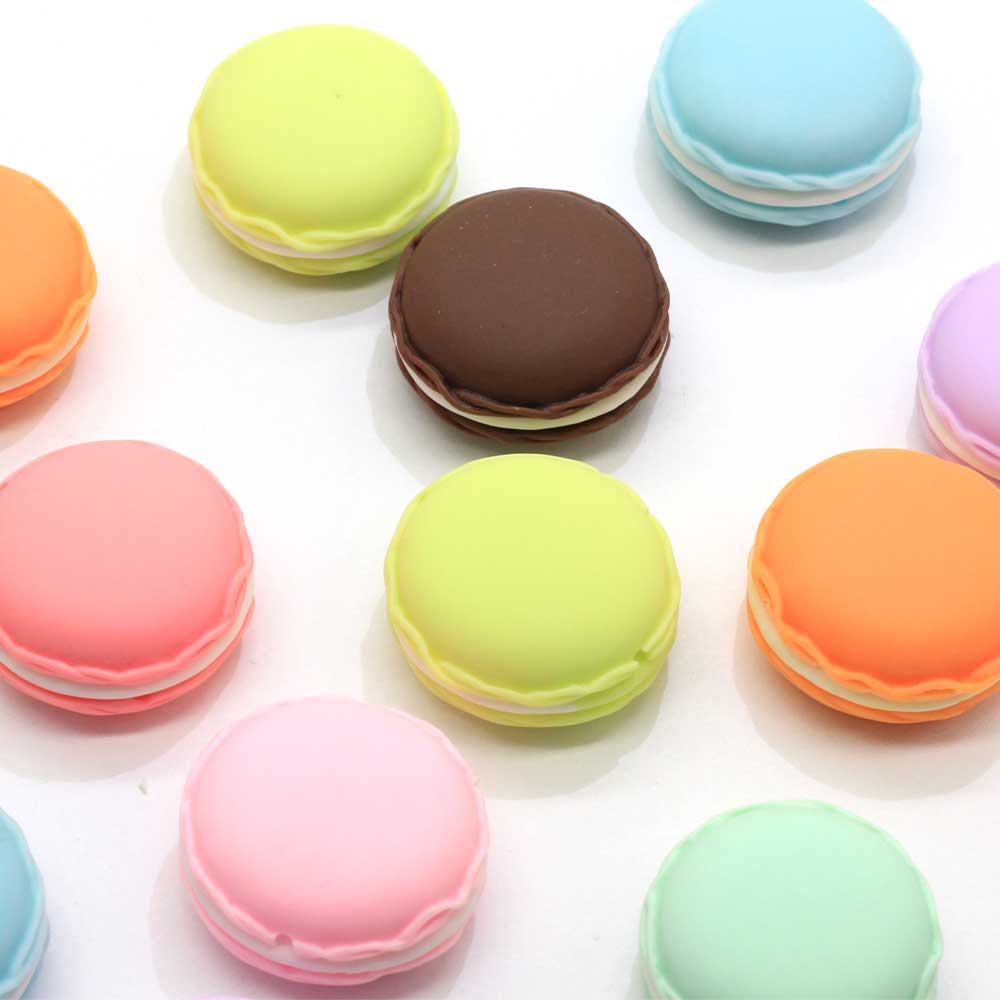 100Pcs Mini Macarons Cake Resin Flatback Cabochons Kawaii Simulation Dessert Macarons Cake Food Slime Charms Hair Bow Center DIY