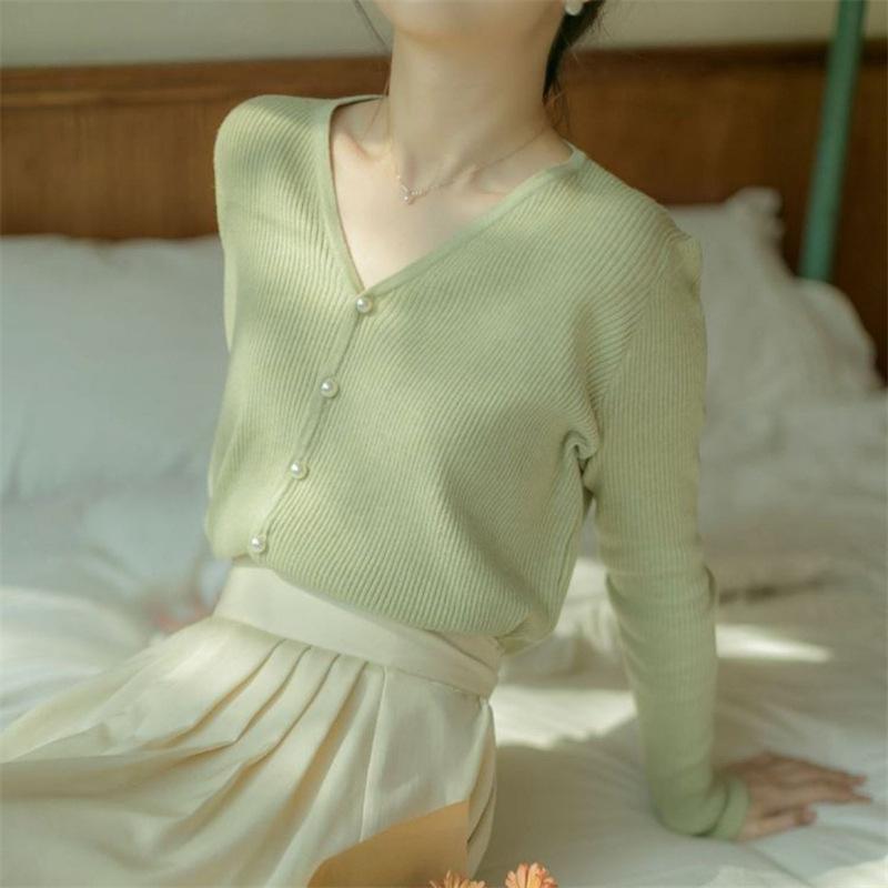 Vintage V-neck knitted cardigan summer top gentle wind short green milk wear sweater jacket women