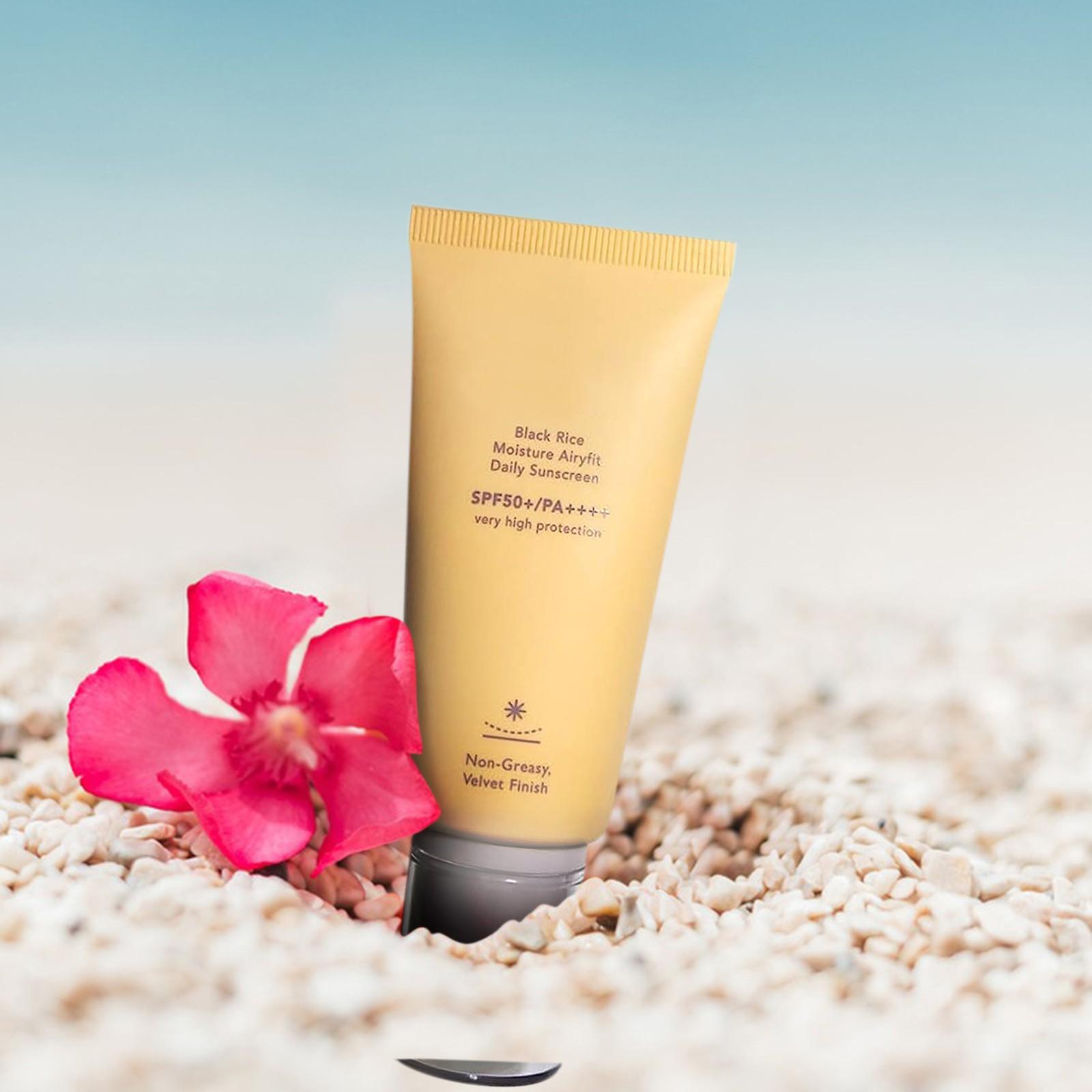 

Увлажняющий солнцезащитный крем с черным рисом, отбеливающий солнцезащитный крем, легкий солнцезащитный крем, УФ-защитный крем, 100 мл One Size