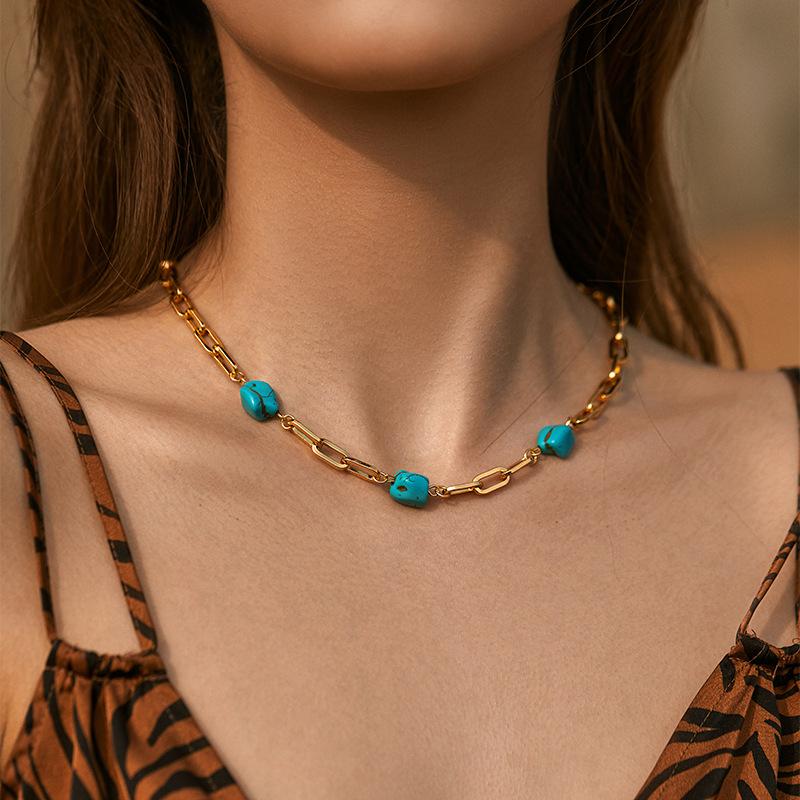 Handmade Turquoise Beaded Clavicle Necklace 18k Gold Plated Niche Jewelry For Women