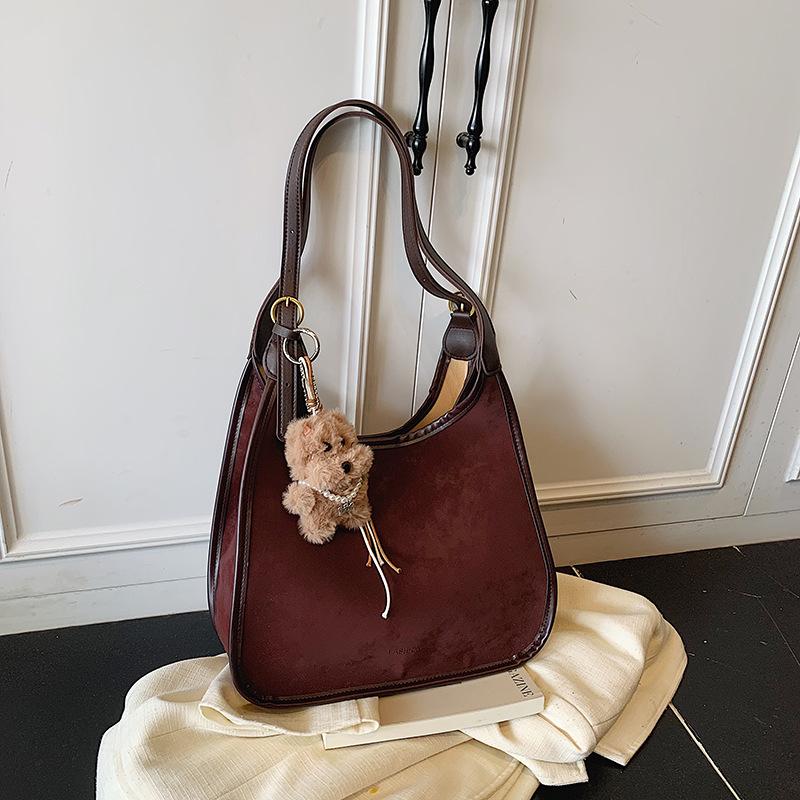 Autumn new soft waxy women's bags versatile light luxury fashion matte personalized portable underarm bags trendy shoulder bags