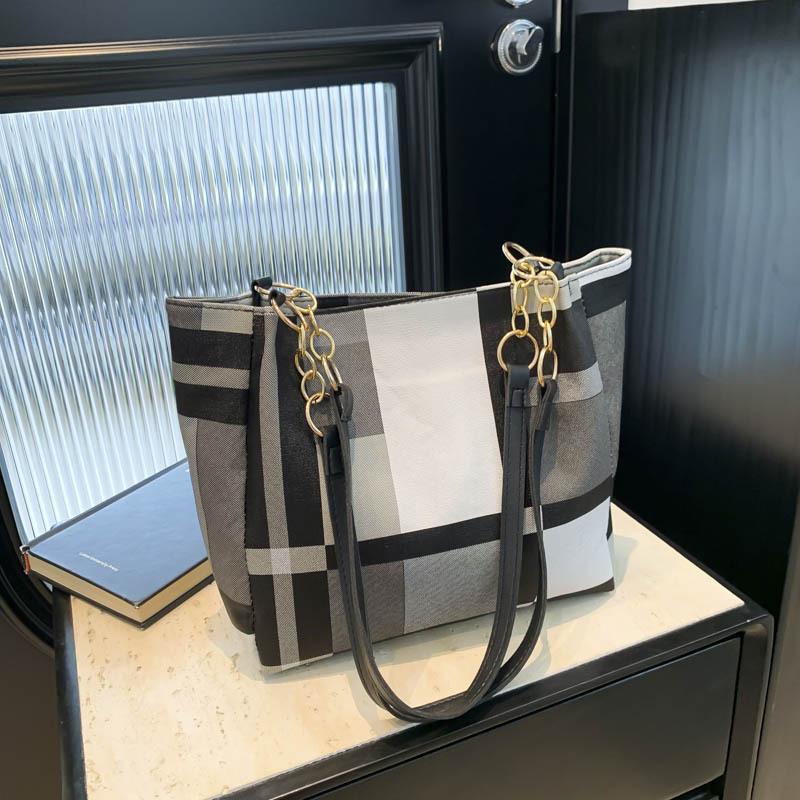

Женская сумка в новом стиле, контрастная, в клетку, большая вместимость, повседневная сумка через плечо в европейском и американском стиле, модная