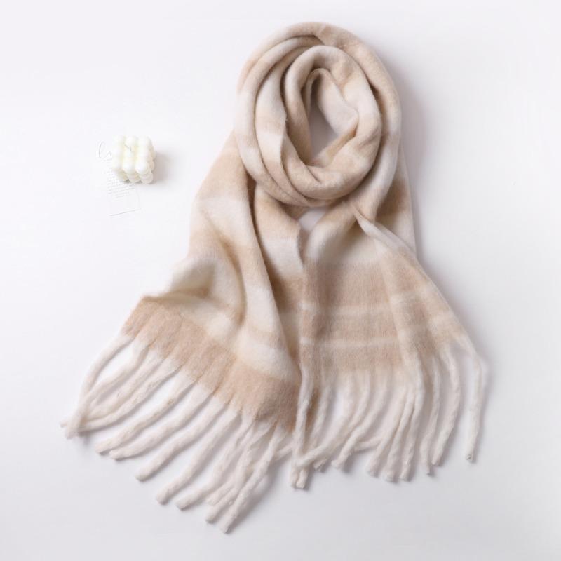 New simple solid color mohair scarf, thickened and warm in autumn and winter, versatile shawl, fluffy and large pulled scarf.
