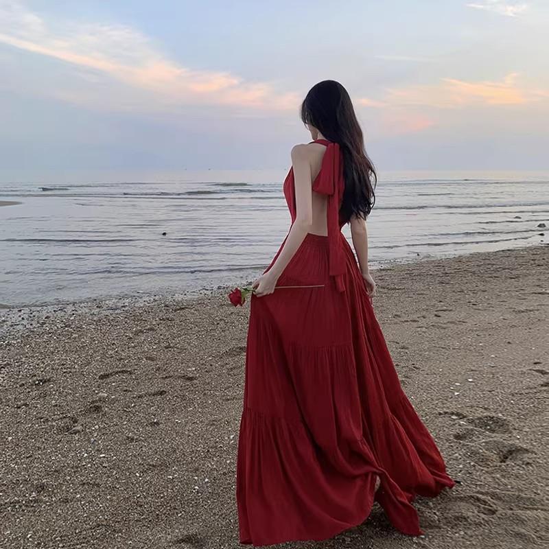 Red backless V-neck big swing dress, new thin, Thailand Sanya seaside vacation beach dress atmosphere