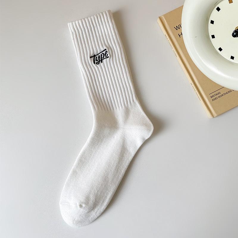 

Men s Spring and Autumn New Embroidery Pure Color Sports Sweat Absorption Tube Cotton Socks 1 pair