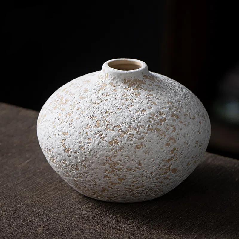 

Винтажная керамическая ваза из глины, ностальгический декор ручной работы для гостиной, тумба под телевизор, чайный столик, цветочная композиция, декоративный элемент 11.8 x 11.8 x 9cm