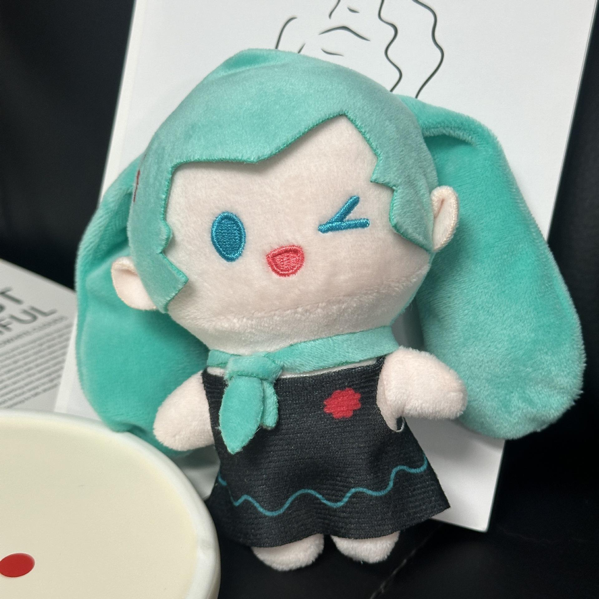 

Cartoon Plush Girl Hatsune Miku Keychain Doll Pendant Cute Doll Doll Backpack Small Hanging Decoration black clothes