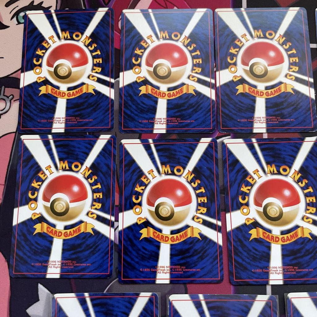 Pokémon Trading Card Bundle of old dark (back design, holo, vintage)