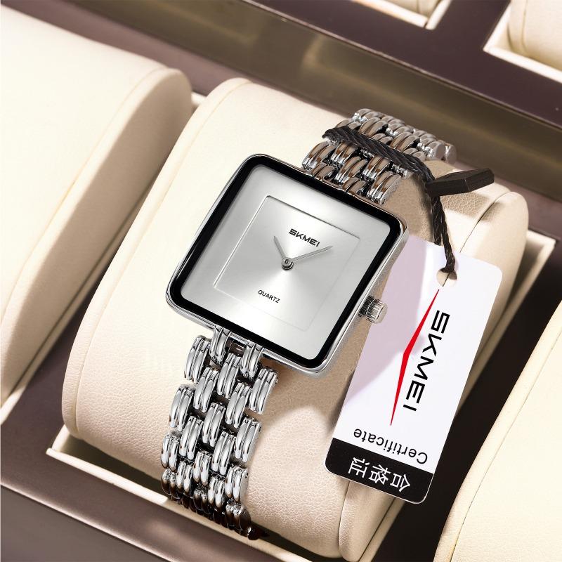 Ladies Quartz Watch Fashion Steel Belt Couple Watch Simple Gold Square Women's Quartz Watch Beauty Zone