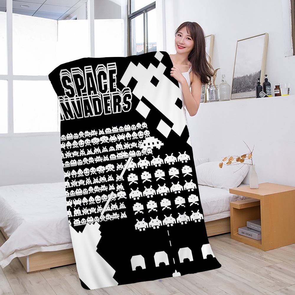 Classic Shooting Game S-Space Invaders Microfiber Beach Towel Absorbent Quick dry Soft Yoga Swimming Resort Mountain