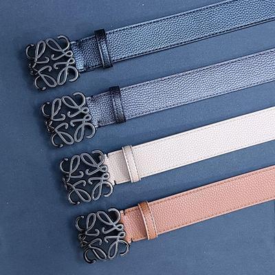 Cinto de Couro Masculino Loewe com Fivela Lisa e Textura de Lichia - Versátil, Estilo Fashion Influencer em Estoque