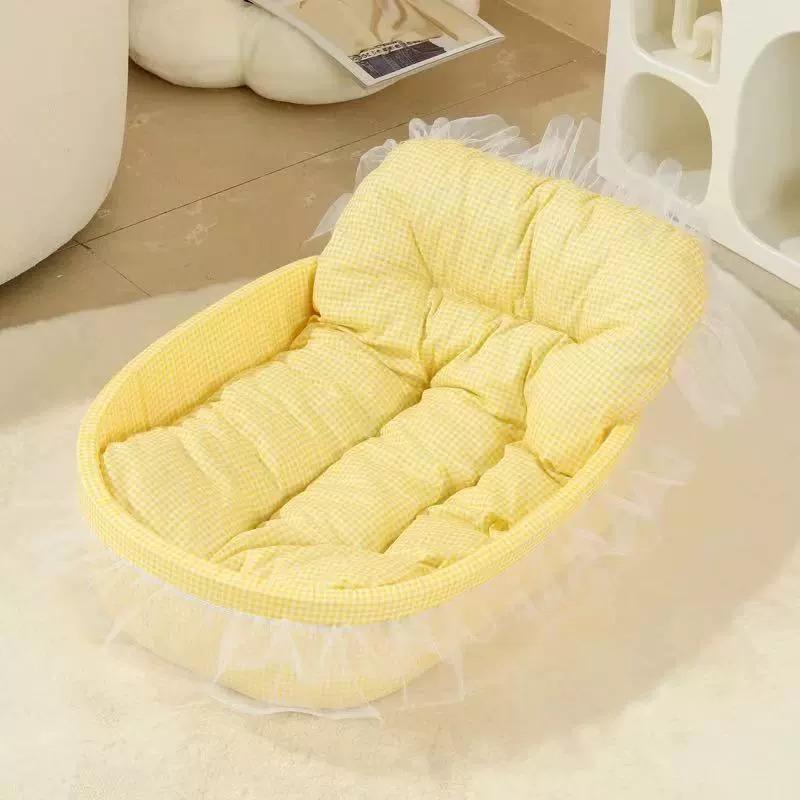 Cute Lace-Trimmed Pet Cat Princess Sofa Bed For Four Seasons  Washable and Removable Soft Plush Oval